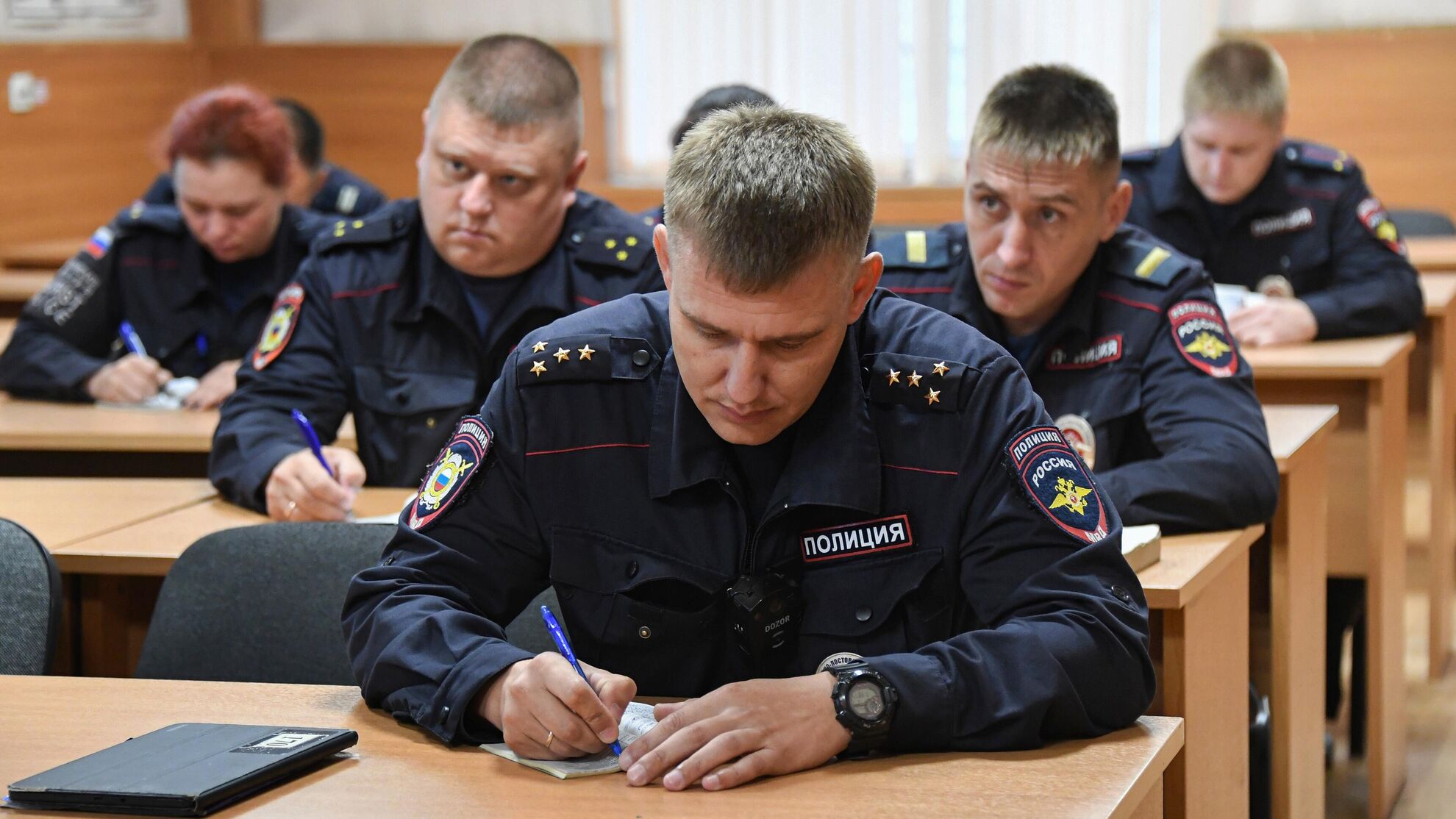 Не по своей воле: полиция раскрыла рычаги давления мошенников на людей - Raketanews.ru, 13.09.2023