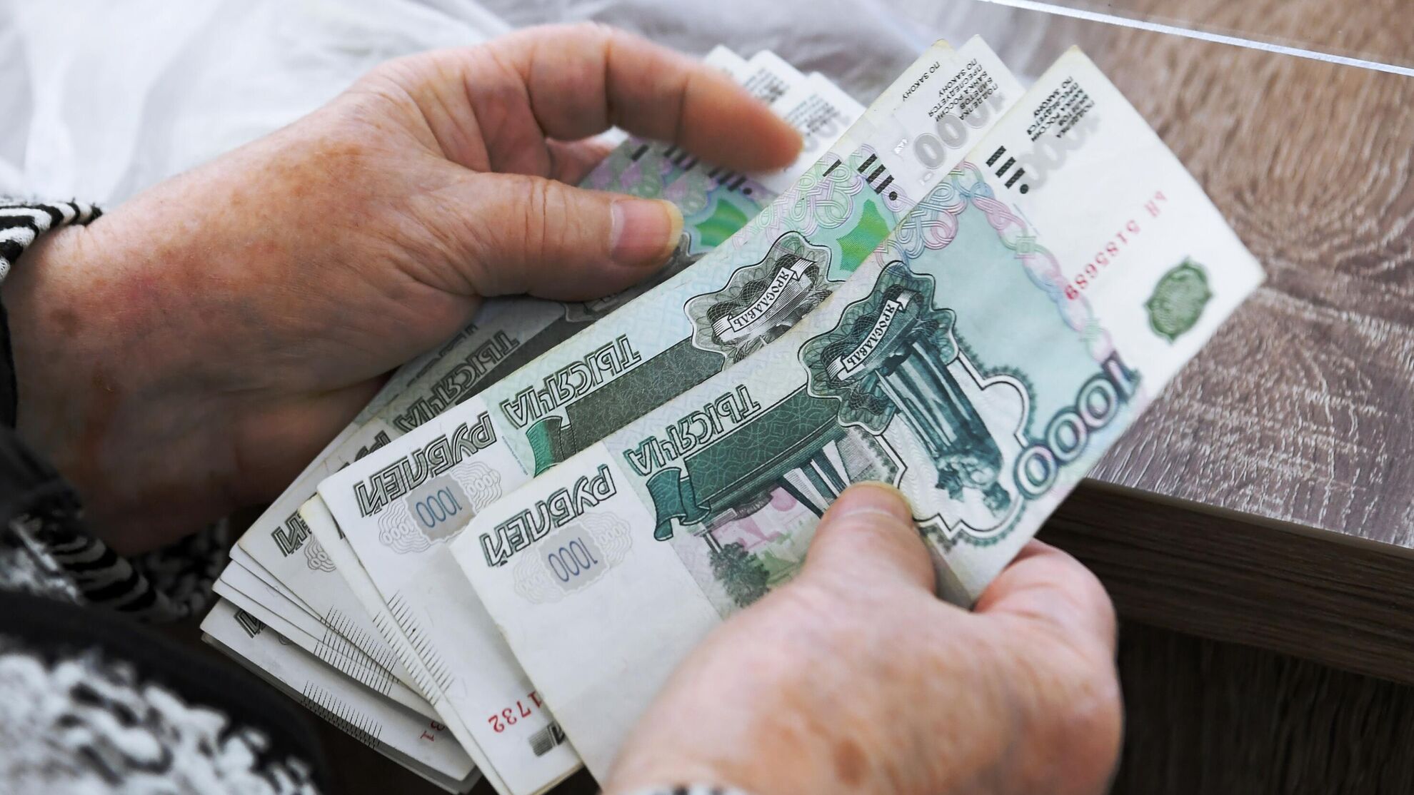 80 тысяч рублей ежемесячно: экономист объяснил, как накопить такую пенсию - Raketanews.ru, 17.11.2023
