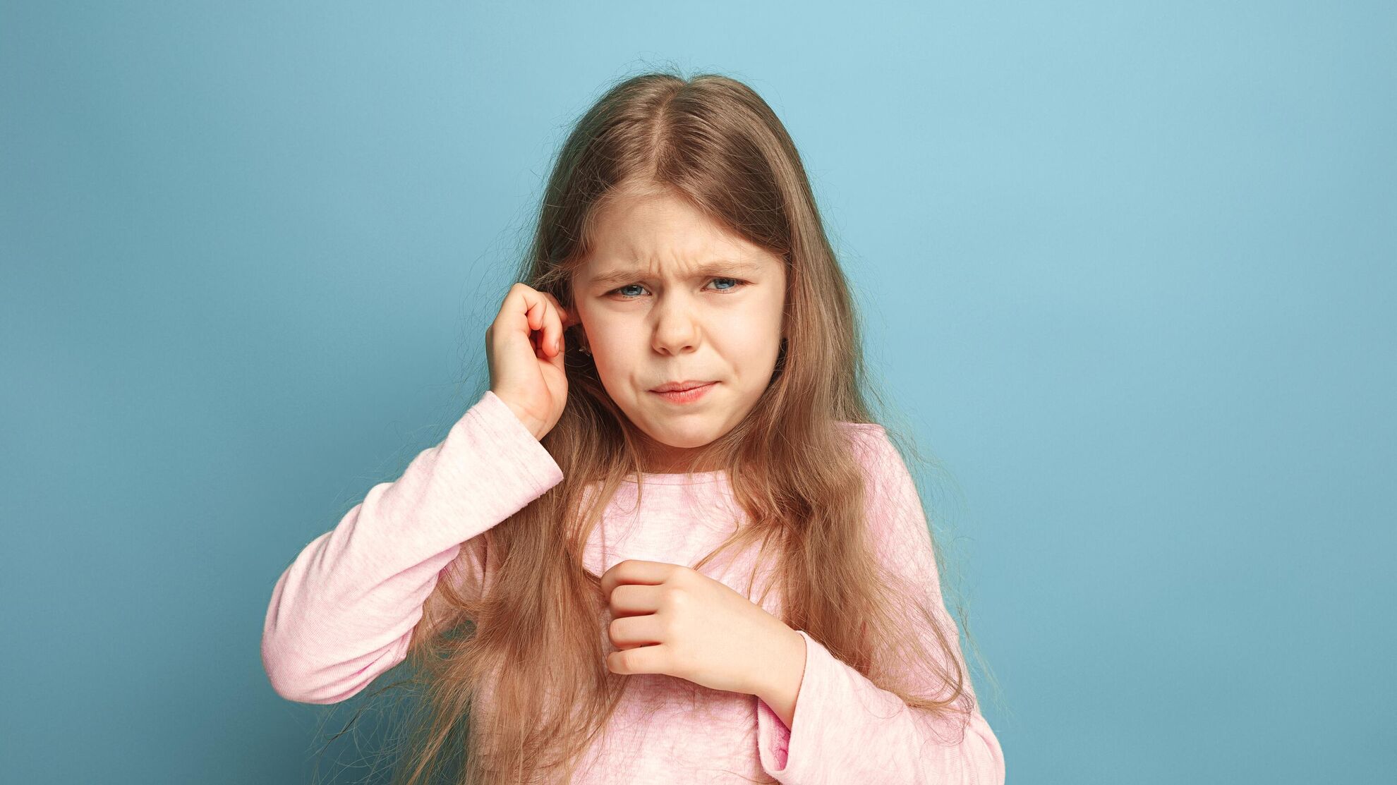 Как помочь ребенку с болью в ухе: рекомендации педиатра - Raketanews.ru, 18.11.2023