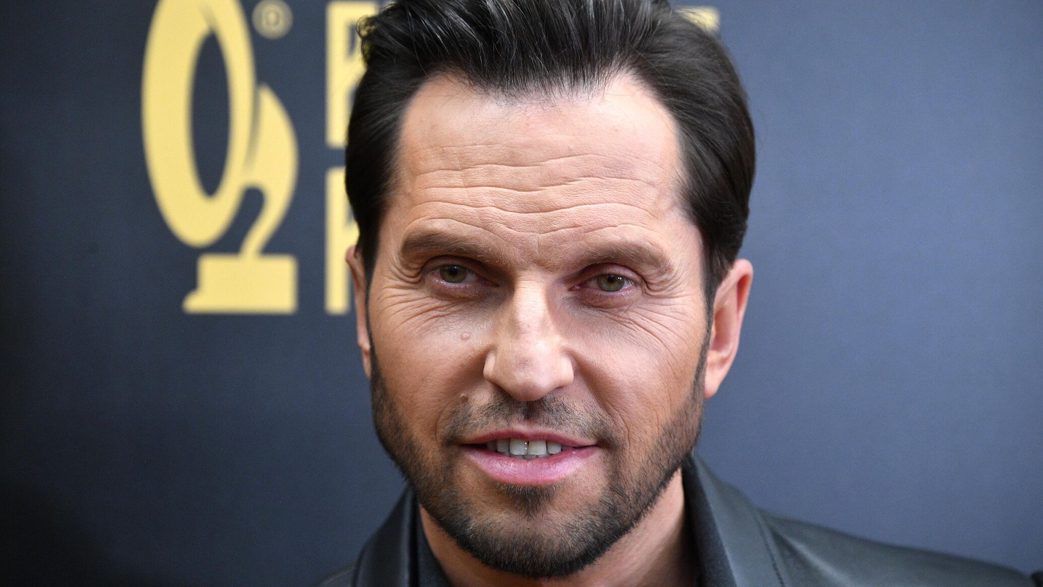 Рева на граммофоне. Золотой граммофон глюкоза. Пирожков золотой граммофон 2020. Ар тку р пирожков. Рева на граммофоне.