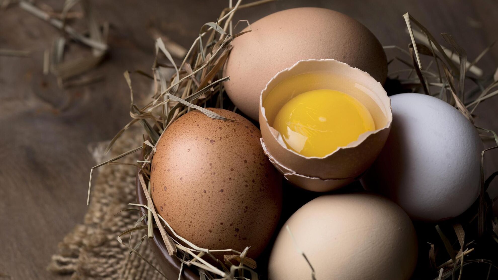 А вы знали, как куриные яйца точно готовить не стоит? Пользы в них после этого не останется никакой - Raketanews.ru, 19.12.2023